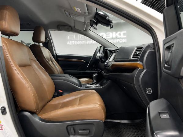 Toyota Highlander III (XU50) Рестайлинг с пробегом 2019 года, цена 4 350 000 рублей, 62500 км, внедорожник, Автокод Объявления