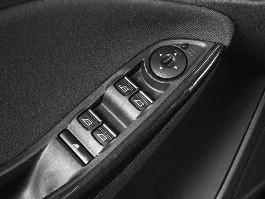 Ford Focus III Рестайлинг Ростов-на-Дону  - изображение 16