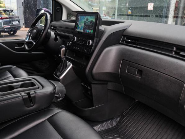 Hyundai Staria I с пробегом 2021 года, цена 4 250 000 рублей, 58901 км, минивэн, Автокод Объявления