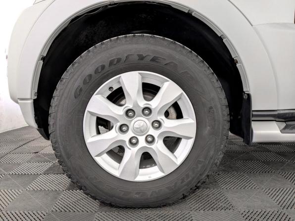 Mitsubishi Pajero IV Рестайлинг 2 с пробегом 2015 года, цена 2 799 000 рублей, 85940 км, внедорожник, Автокод Объявления