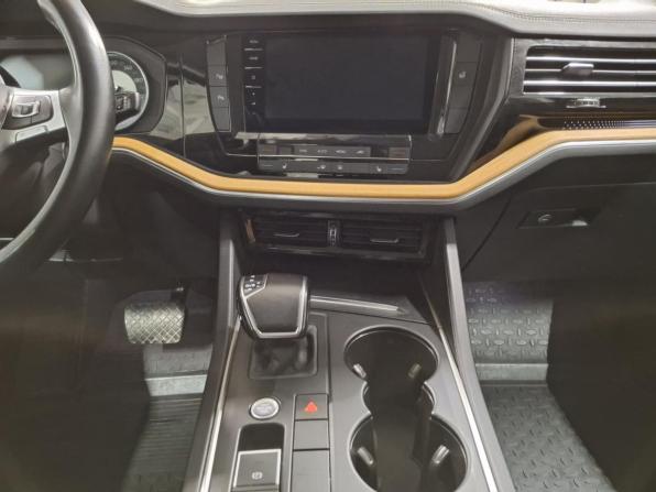 Volkswagen Touareg III с пробегом 2018 года, цена 4 080 000 рублей, 126108 км, внедорожник, Автокод Объявления