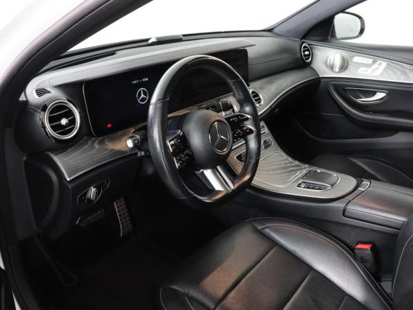 Mercedes-Benz E-Класс V (W213 S213 C238) Рестайлинг с пробегом 2022 года, цена 5 790 000 рублей, 59387 км, седан, Автокод Объявления