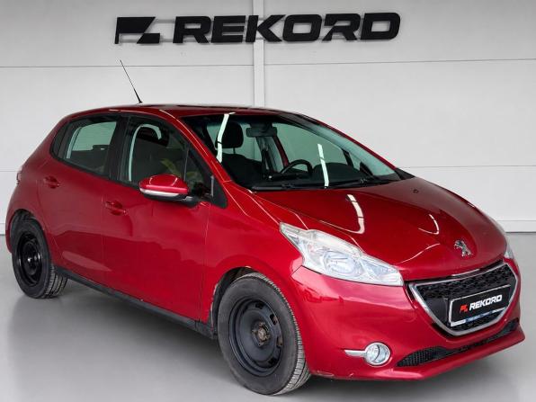 Peugeot 208 I с пробегом 2014 года, цена 670 000 рублей, 142140 км, хэтчбек, Автокод Объявления