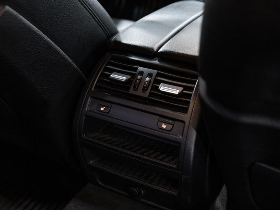 BMW 5 серии VI (F10/F11/F07) Рестайлинг Санкт-Петербург  - изображение 28