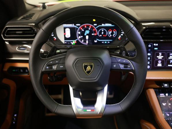 Lamborghini Urus I Рестайлинг с пробегом 2025 года, цена 43 000 000 рублей, 82 км, внедорожник, Автокод Объявления