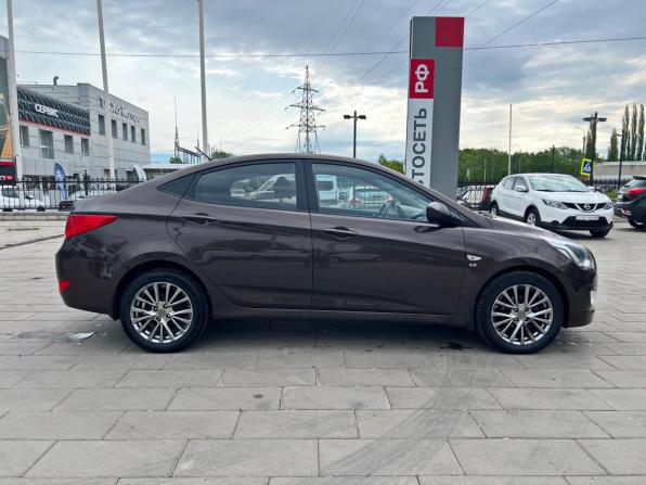 Hyundai Solaris I Рестайлинг с пробегом 2015 года, цена 890 000 рублей, 259925 км, седан, Автокод Объявления