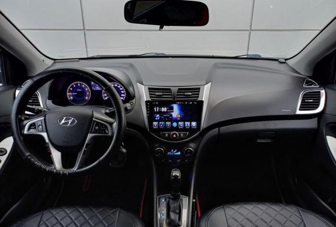 Hyundai Solaris I с пробегом 2014 года, цена 1 000 000 рублей, 157943 км, седан, Автокод Объявления