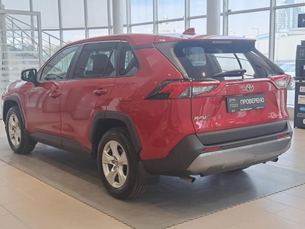 Toyota RAV4 V (XA50) с пробегом 2021 года, цена 2 649 000 рублей, 112318 км, внедорожник, Автокод Объявления