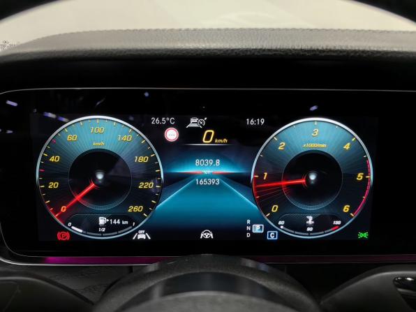 Mercedes-Benz E-Класс V (W213 S213 C238) Рестайлинг с пробегом 2021 года, цена 4 220 000 рублей, 165392 км, седан, Автокод Объявления