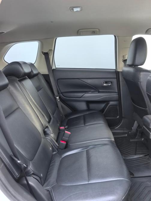 Mitsubishi Outlander III Рестайлинг 2 Санкт-Петербург  - изображение 20