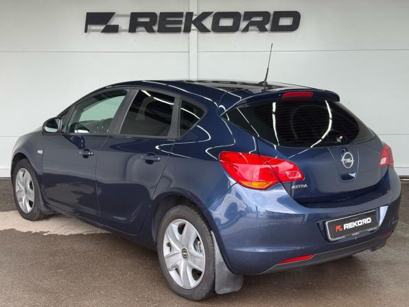 Opel Astra J Рестайлинг с пробегом 2012 года, цена 789 000 рублей, 172000 км, хэтчбек, Автокод Объявления