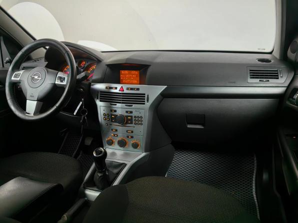 Opel Astra H Рестайлинг с пробегом 2012 года, цена 499 000 рублей, 203000 км, седан, Автокод Объявления