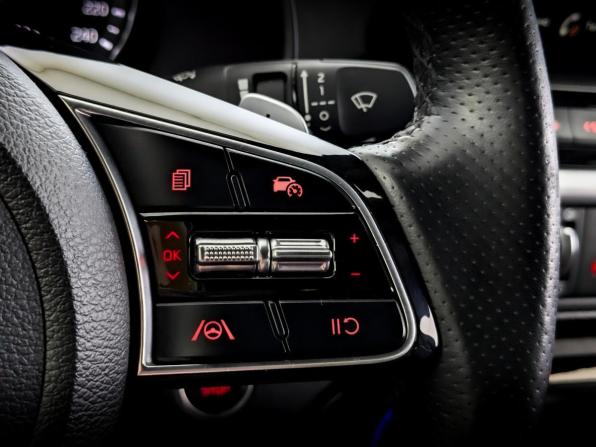 Kia Cerato IV Рестайлинг с пробегом 2021 года, цена 2 425 000 рублей, 48655 км, седан, Автокод Объявления
