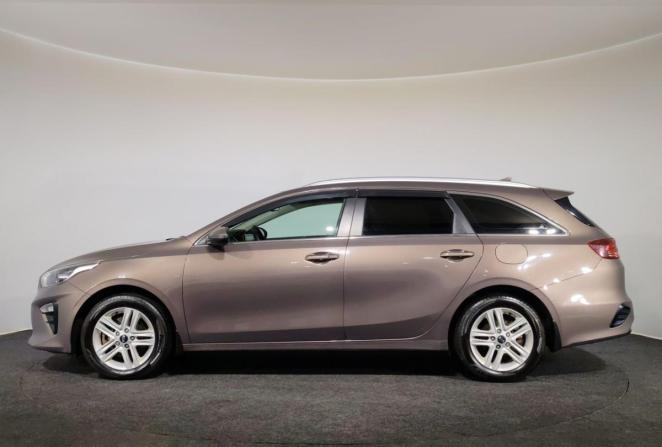 Kia Ceed III с пробегом 2021 года, цена 1 900 000 рублей, 137110 км, универсал, Автокод Объявления