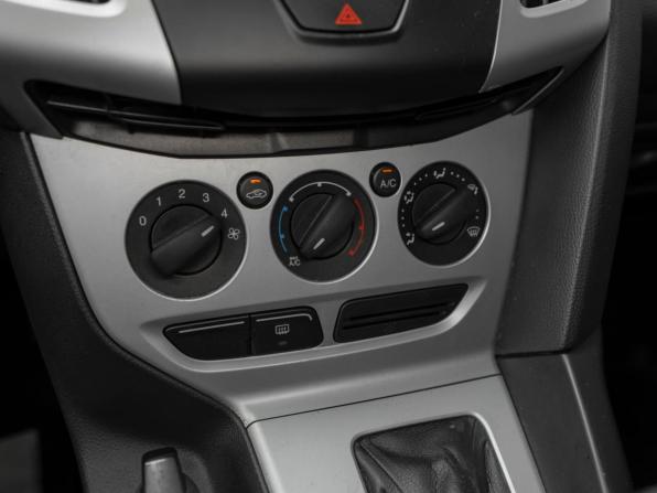 Ford Focus III с пробегом 2012 года, цена 695 000 рублей, 204837 км, седан, Автокод Объявления