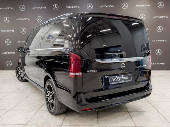 Mercedes-Benz V-Класс III (W447) Рестайлинг с пробегом 2022 года, цена 10 175 000 рублей, 31090 км, минивэн, Автокод Объявления
