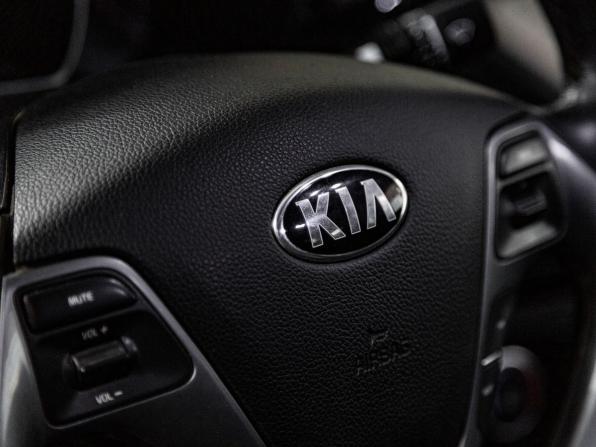 Kia Rio III Рестайлинг с пробегом 2015 года, цена 1 049 900 рублей, 142250 км, седан, Автокод Объявления