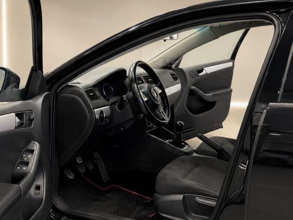 Volkswagen Jetta VI с пробегом 2012 года, цена 877 350 рублей, 190000 км, седан, Автокод Объявления
