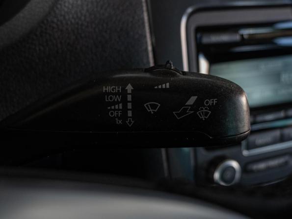 Volkswagen Polo V Рестайлинг с пробегом 2019 года, цена 1 030 000 рублей, 128197 км, седан, Автокод Объявления