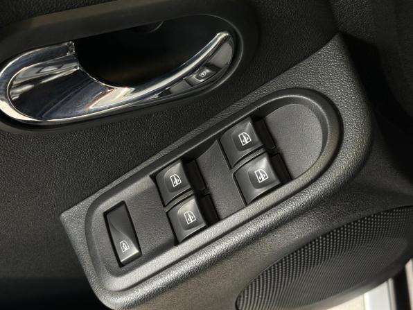 Renault Duster I Рестайлинг с пробегом 2016 года, цена 1 230 000 рублей, 181540 км, внедорожник, Автокод Объявления