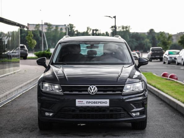 Volkswagen Tiguan II с пробегом 2018 года, цена 2 499 000 рублей, 68328 км, внедорожник, Автокод Объявления