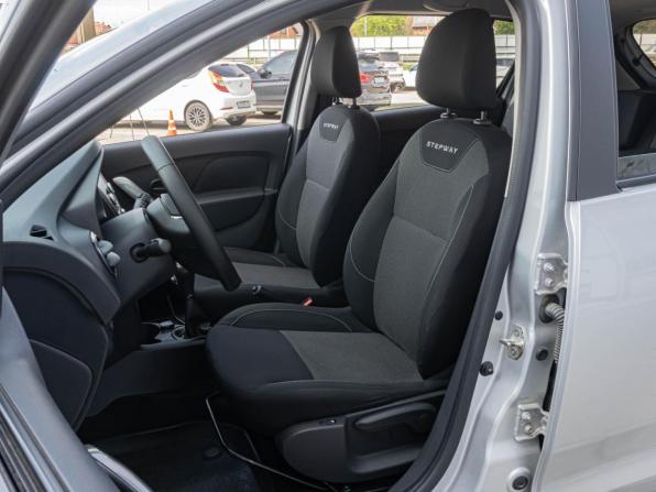 Renault Sandero II Рестайлинг с пробегом 2020 года, цена 1 410 000 рублей, 28377 км, хэтчбек, Автокод Объявления