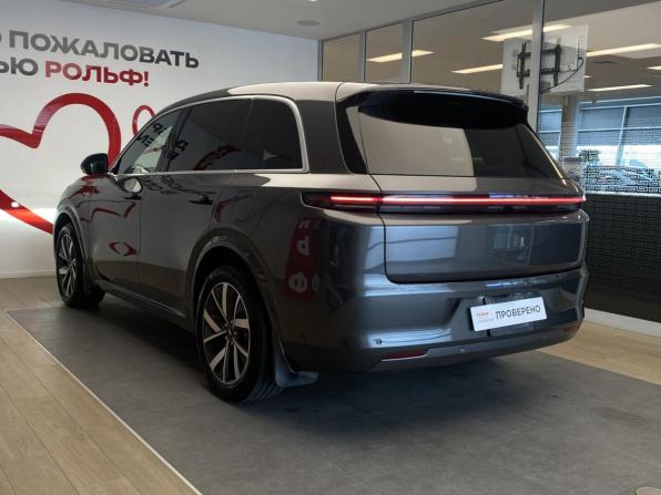 Li Auto (Lixiang) L8 I с пробегом 2023 года, цена 5 597 000 рублей, 42000 км, внедорожник, Автокод Объявления
