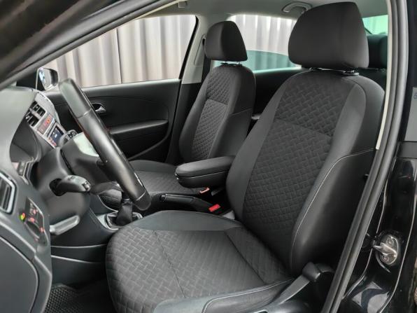 Volkswagen Polo V Рестайлинг с пробегом 2018 года, цена 885 000 рублей, 212000 км, седан, Автокод Объявления