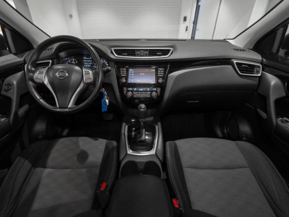 Nissan Qashqai II с пробегом 2018 года, цена 1 945 000 рублей, 123196 км, внедорожник, Автокод Объявления