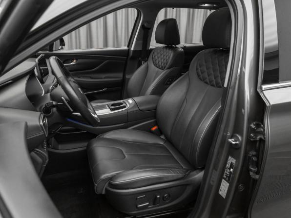 Hyundai Santa Fe IV Рестайлинг с пробегом 2021 года, цена 4 070 000 рублей, 79408 км, внедорожник, Автокод Объявления