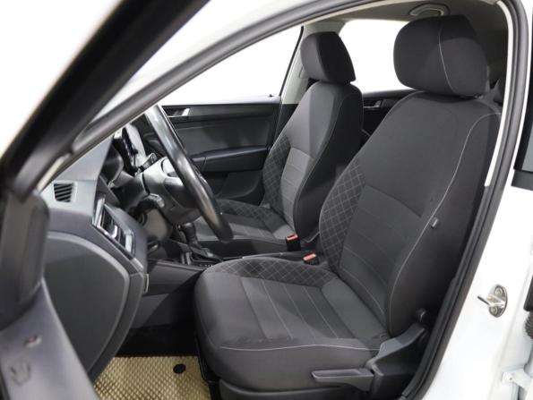 Skoda Rapid II с пробегом 2022 года, цена 1 820 000 рублей, 67608 км, лифтбек, Автокод Объявления
