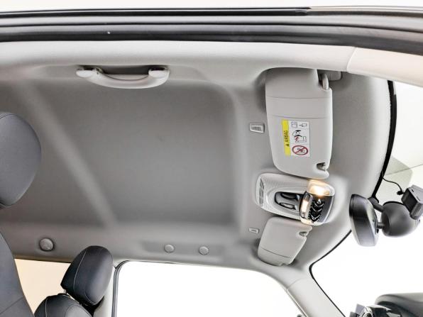 Mini Hatch III (F55/F56) Рестайлинг с пробегом 2018 года, цена 1 715 000 рублей, 81512 км, хэтчбек, Автокод Объявления
