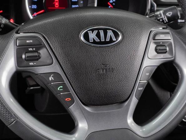 Kia Rio III Рестайлинг с пробегом 2015 года, цена 1 300 000 рублей, 119698 км, седан, Автокод Объявления