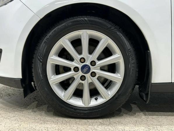Ford Focus III Рестайлинг с пробегом 2018 года, цена 849 000 рублей, 246247 км, седан, Автокод Объявления