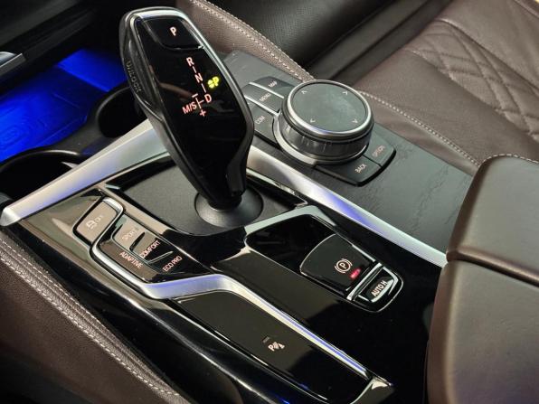 BMW 5 серии VII (G30/G31/G38) Рестайлинг с пробегом 2021 года, цена 5 750 000 рублей, 107120 км, седан, Автокод Объявления