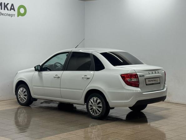 Lada (ВАЗ) Granta I Рестайлинг с пробегом 2023 года, цена 619 000 рублей, 58000 км, седан, Автокод Объявления