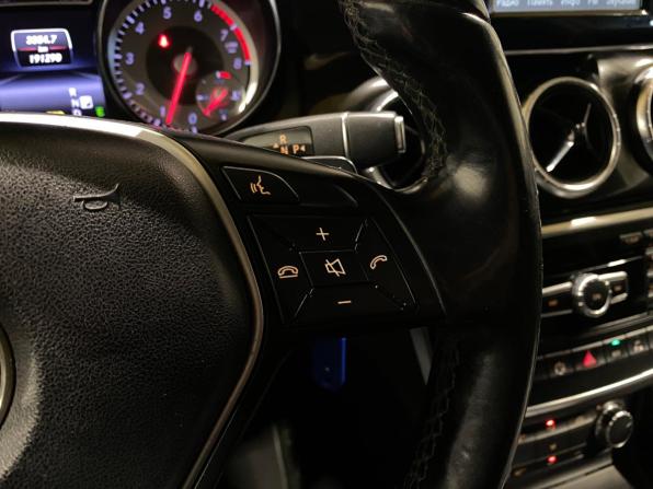 Mercedes-Benz CLA I (C117 X117) с пробегом 2013 года, цена 1 600 000 рублей, 191289 км, седан, Автокод Объявления