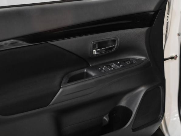 Mitsubishi Outlander III Рестайлинг 3 с пробегом 2019 года, цена 2 199 000 рублей, 79613 км, внедорожник, Автокод Объявления