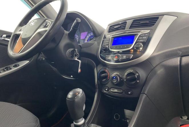 Hyundai Solaris I с пробегом 2011 года, цена 680 000 рублей, 165231 км, седан, Автокод Объявления