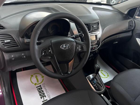 Hyundai Solaris I с пробегом 2013 года, цена 845 000 рублей, 218521 км, седан, Автокод Объявления
