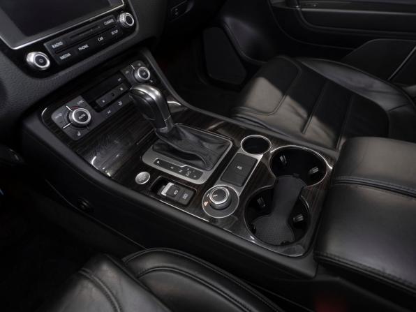 Volkswagen Touareg II Рестайлинг с пробегом 2016 года, цена 3 070 000 рублей, 177111 км, внедорожник, Автокод Объявления