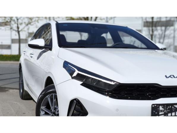 Новый Kia K3 II (China Market) Рестайлинг 2025 года, цена 2 800 000 рублей, седан, Автокод Объявления