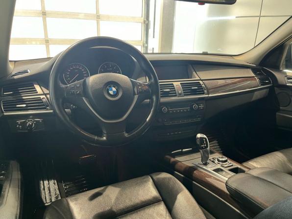 BMW X5 II (E70) Рестайлинг с пробегом 2010 года, цена 1 799 000 рублей, 152000 км, внедорожник, Автокод Объявления