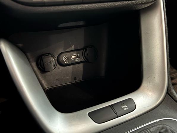 Kia Ceed II Рестайлинг с пробегом 2015 года, цена 1 060 000 рублей, 171000 км, хэтчбек, Автокод Объявления