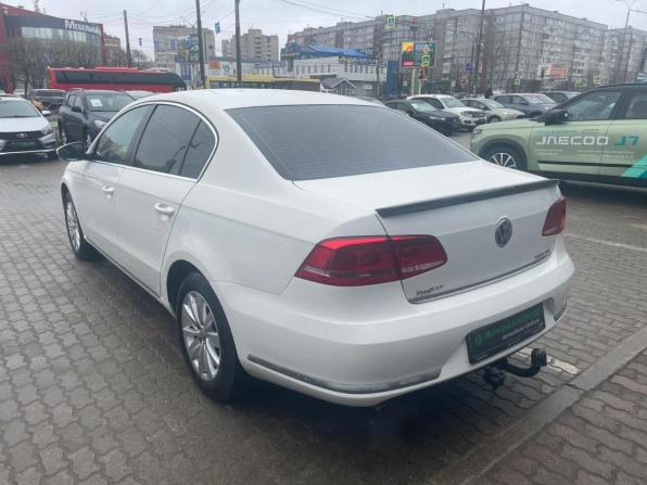 Volkswagen Passat B7 с пробегом 2011 года, цена 885 000 рублей, 220496 км, седан, Автокод Объявления