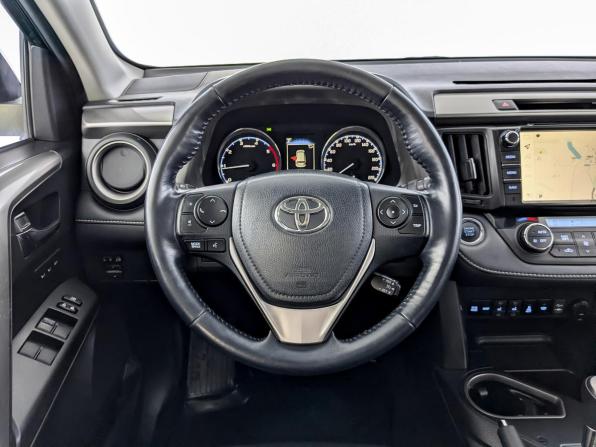 Toyota RAV4 IV (XA40) Рестайлинг с пробегом 2018 года, цена 2 595 000 рублей, 151045 км, внедорожник, Автокод Объявления