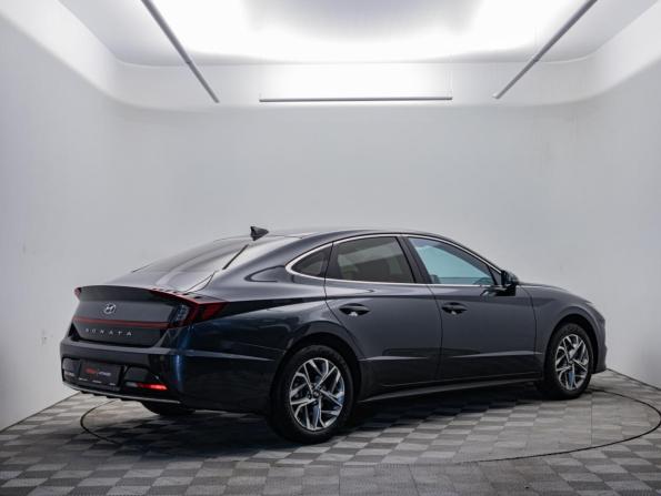 Kia Seltos I Рестайлинг с пробегом 2024 года, цена 2 350 000 рублей, 21500 км, внедорожник, Автокод Объявления