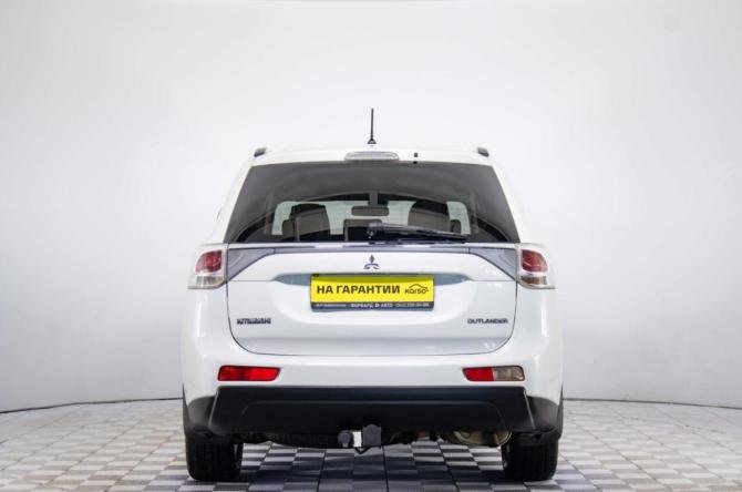 Mitsubishi Outlander III с пробегом 2013 года, цена 1 349 000 рублей, 262000 км, внедорожник, Автокод Объявления