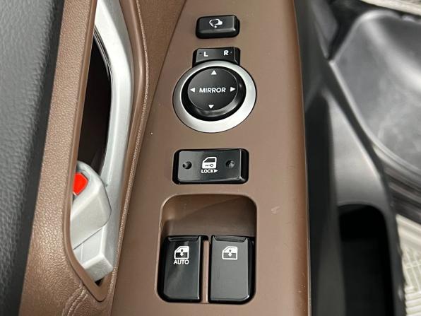 Hyundai Grand Starex I Рестайлинг 2 с пробегом 2018 года, цена 3 030 000 рублей, 127000 км, минивэн, Автокод Объявления