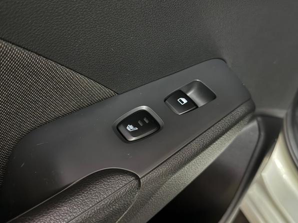 Hyundai Solaris II с пробегом 2019 года, цена 1 495 000 рублей, 131557 км, седан, Автокод Объявления